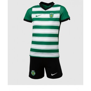 Sporting CP babykläder Hemmatröja barn 2022-23 Korta ärmar (+ Korta byxor)